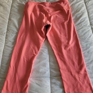 Lululemon reversible crops